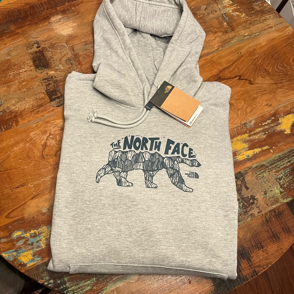 NWT North Face Men’s Hoodie